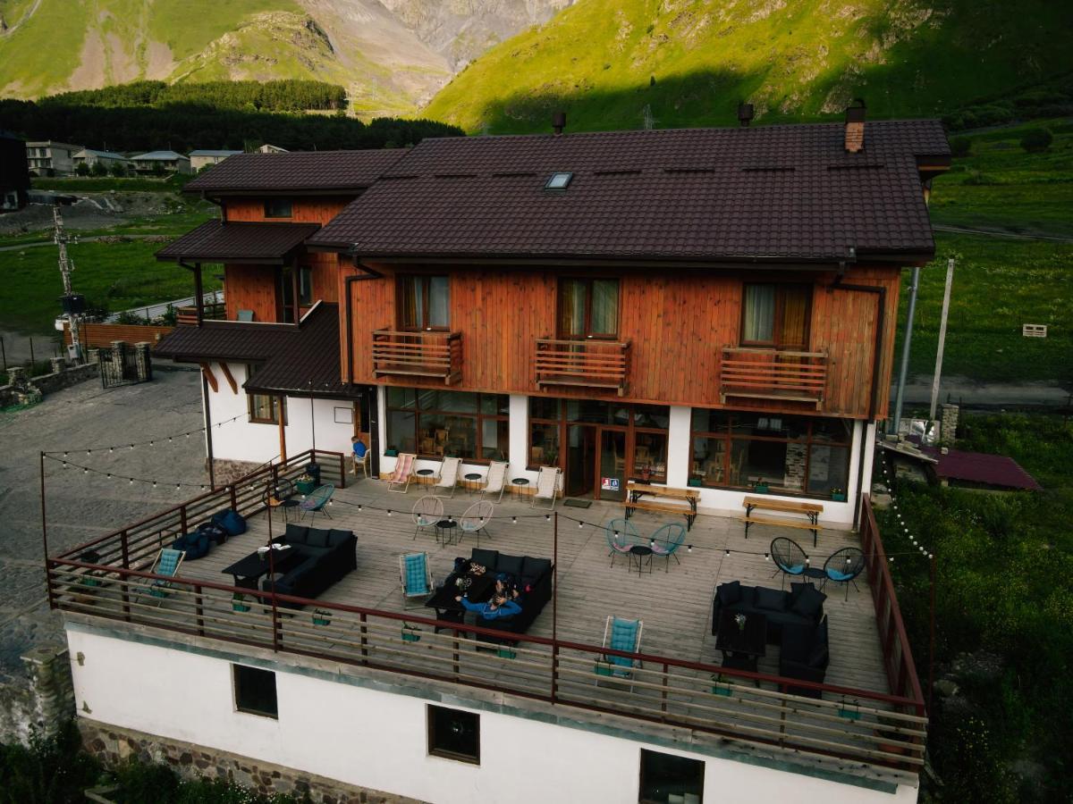 Alpenhaus Kazbegi Hotel&Restaurant Exterior foto