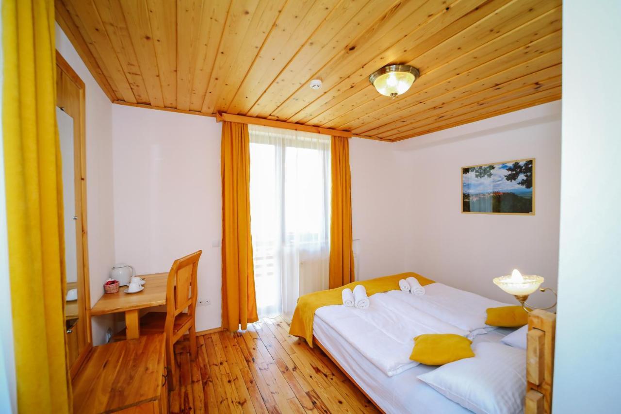 Alpenhaus Kazbegi Hotel&Restaurant Exterior foto