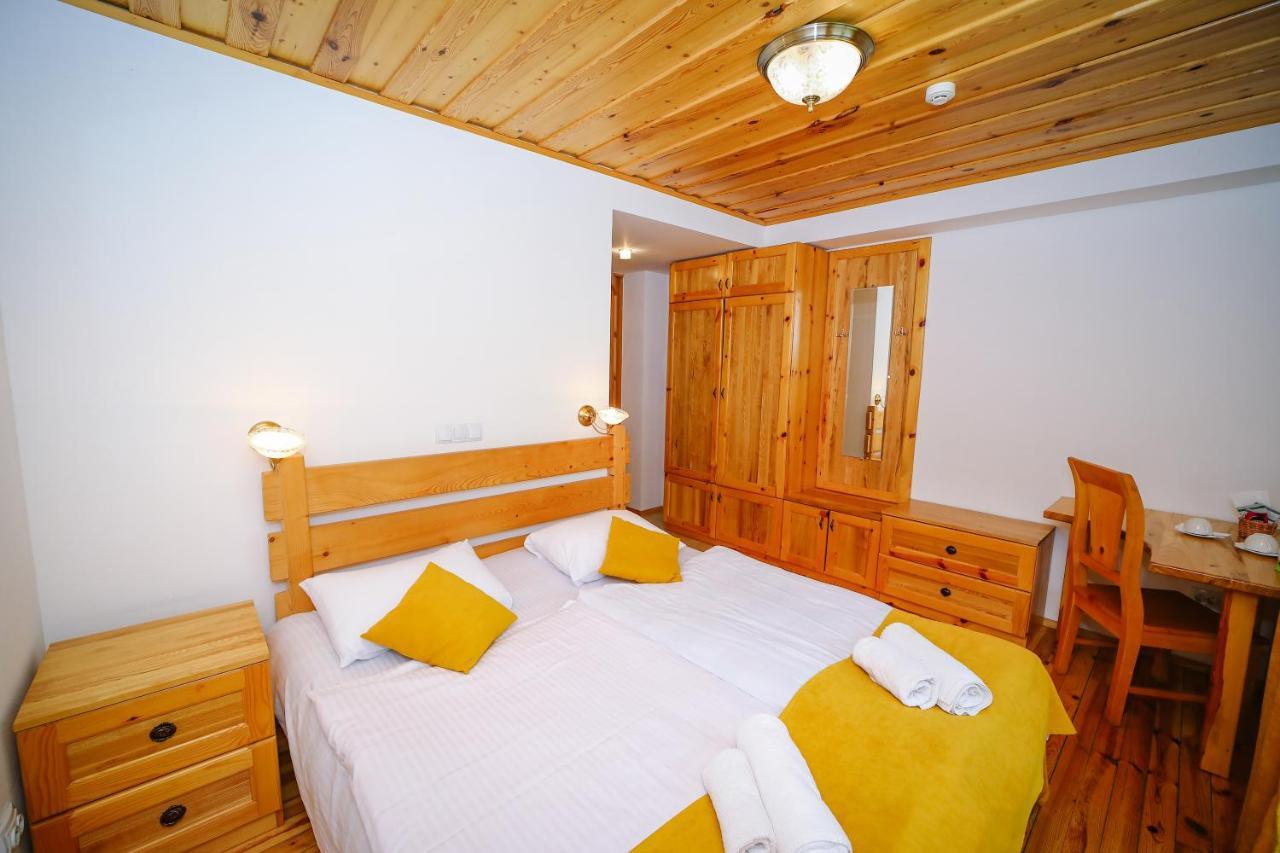 Alpenhaus Kazbegi Hotel&Restaurant Exterior foto