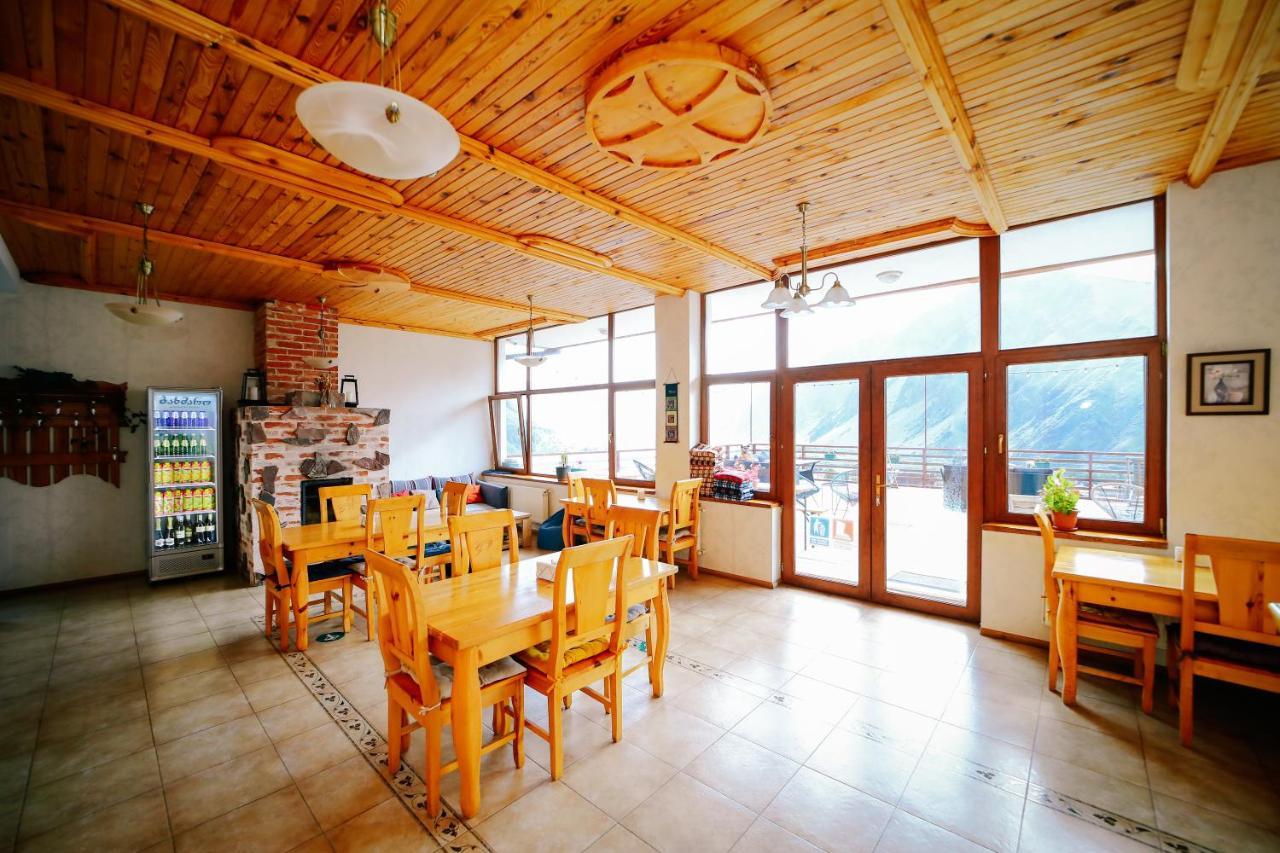 Alpenhaus Kazbegi Hotel&Restaurant Exterior foto